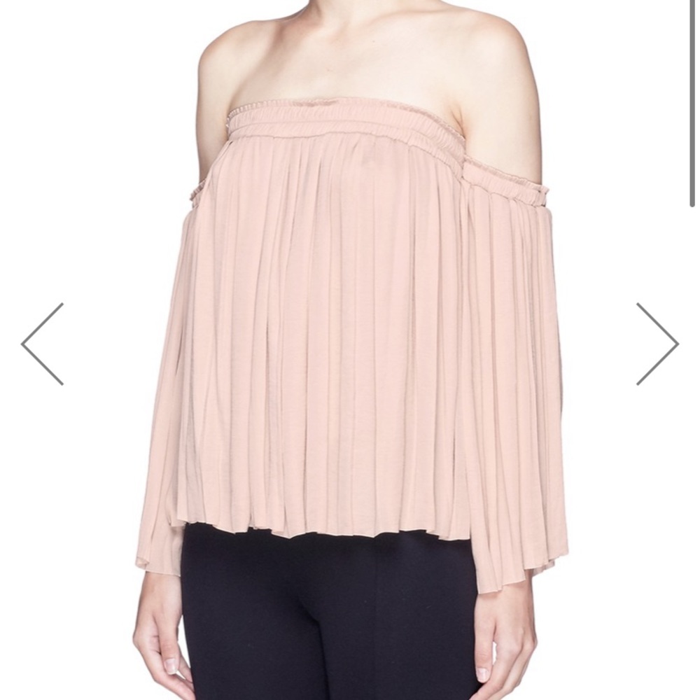Beautiful off the shoulder pleated top NWT